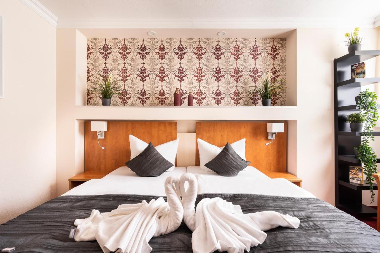 Cityhotel Bernburg Ngoại thất bức ảnh