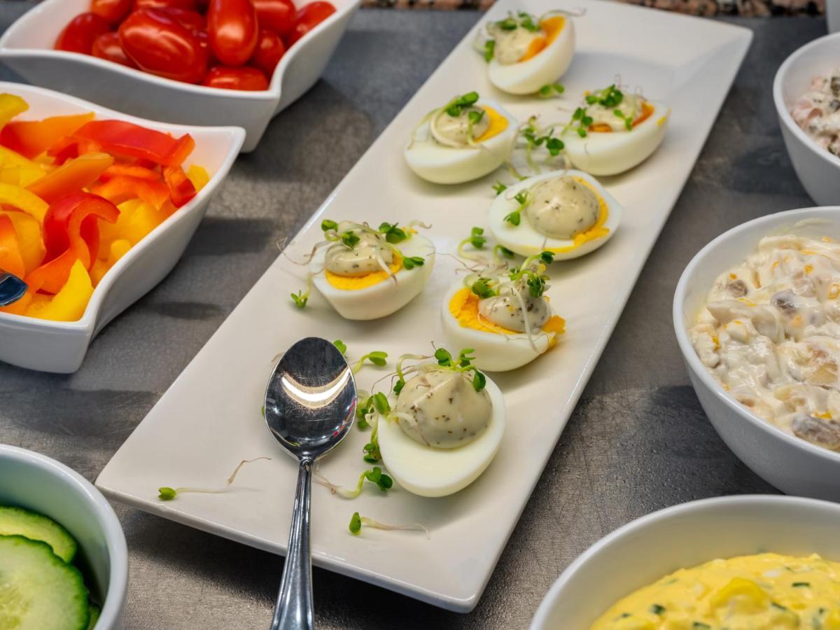 Cityhotel Bernburg Ngoại thất bức ảnh